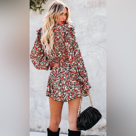 NWT Revolve | Endless Rose Pleated Floral Romper Ruffled w Bishop Sleeves CL3 - Picture 5 of 12